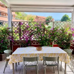 https://la-casa-di-greta-celle-ligure.hotelitalianriviera.com